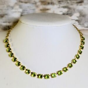 Natural Green Peridot Approx 21 Carats In 18K Gold Plated Classic Necklace